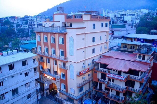 Yoga and Meditation Retreat In Rishikesh