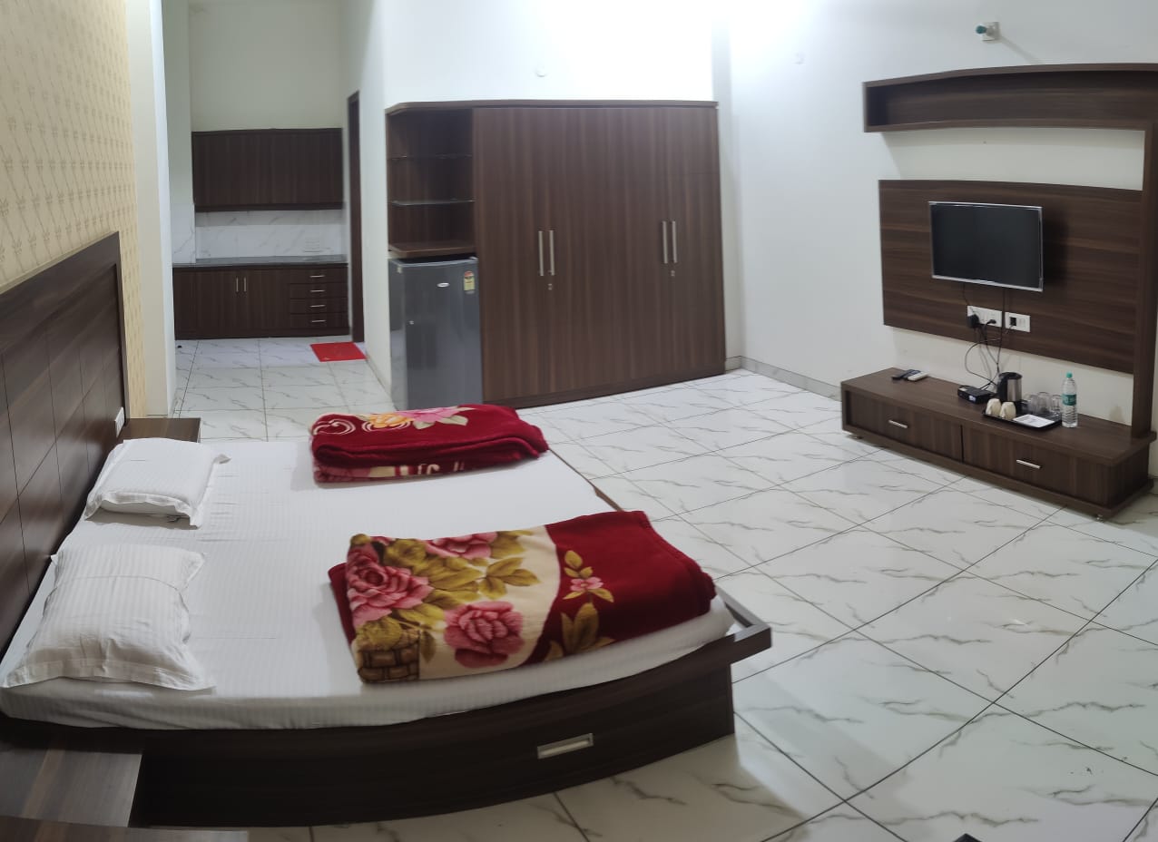 8 Days Residential Rejuvenation Camp in Delhi
