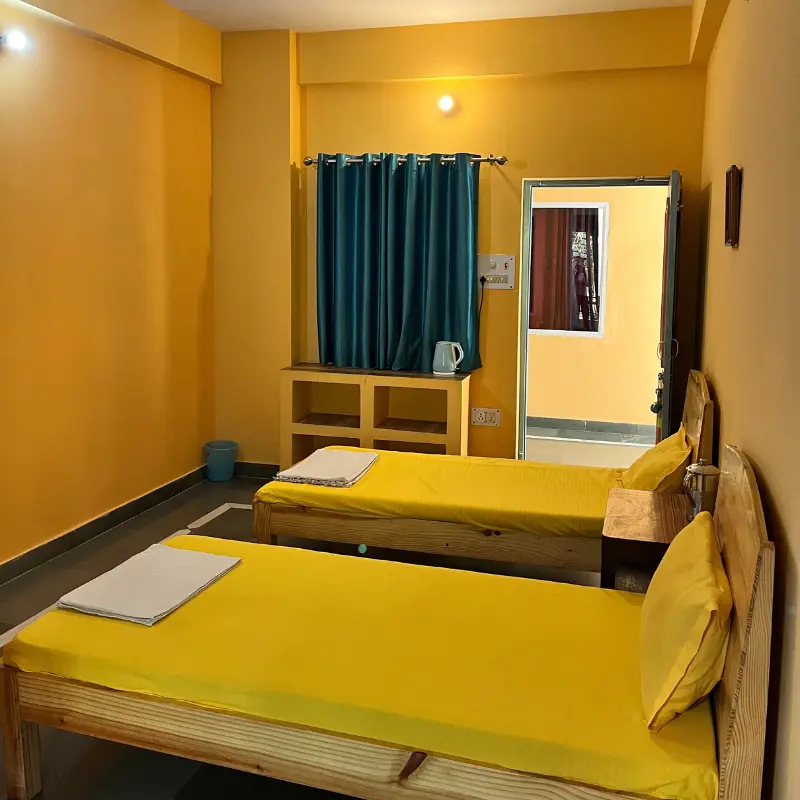 Weekend Yoga Retreat in Akhanda Anand Prakash