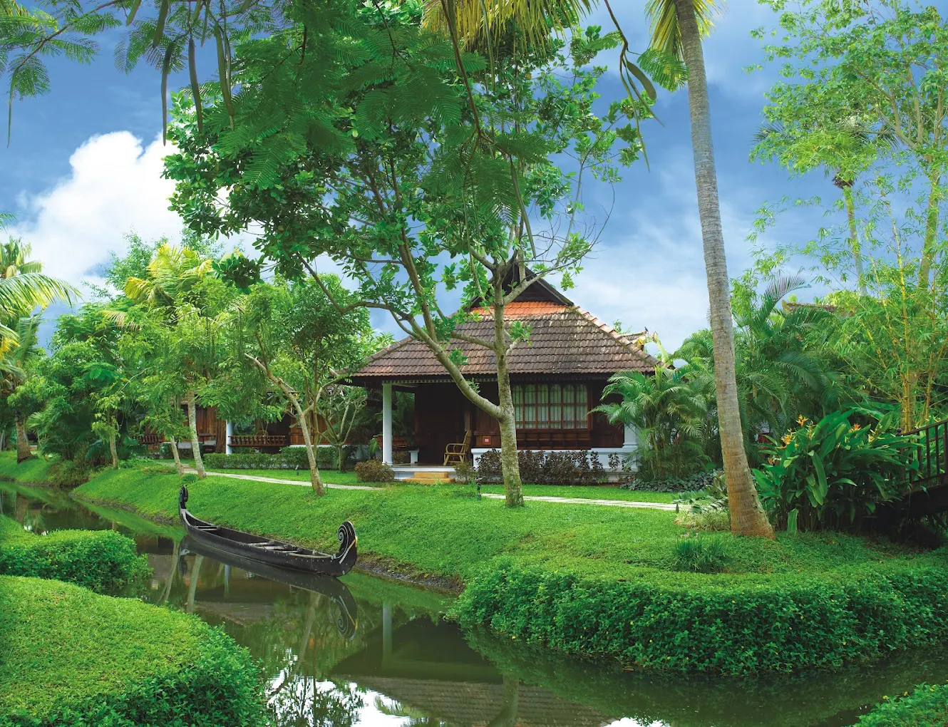 7 Days Ayurvedic Retreats At Kumarakom Lake Resort Kerala