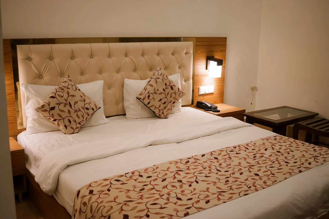 7 Days Ayurvedic Retreats At Amantrhit Wellness Center
