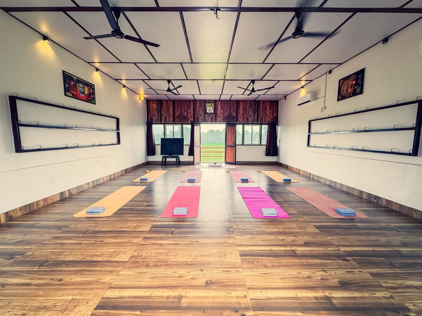 Yan Cure Yoga and Meditation Retreat in Rishikesh