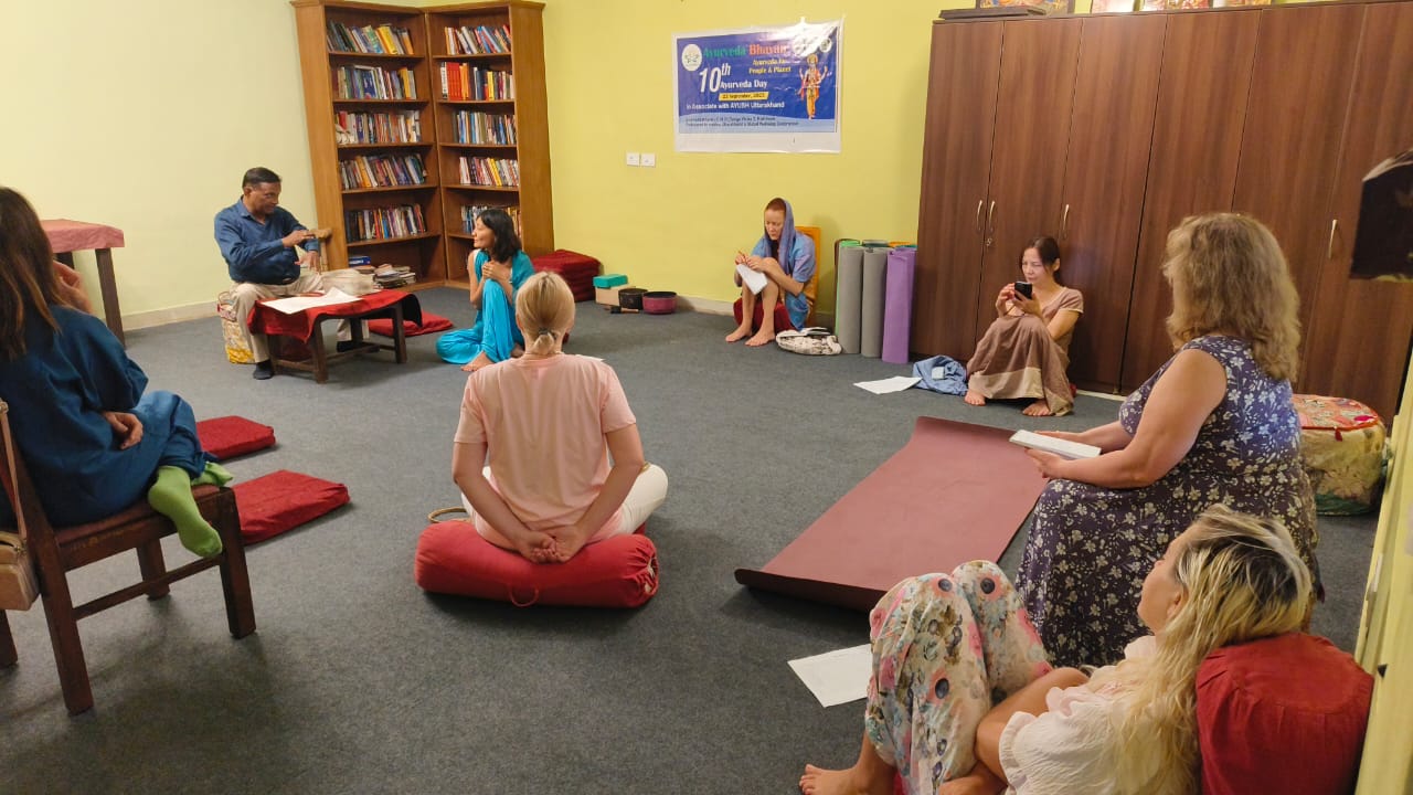 4 Day Ayurvedic Detox Yoga Retreat in Ayurveda Bhavan