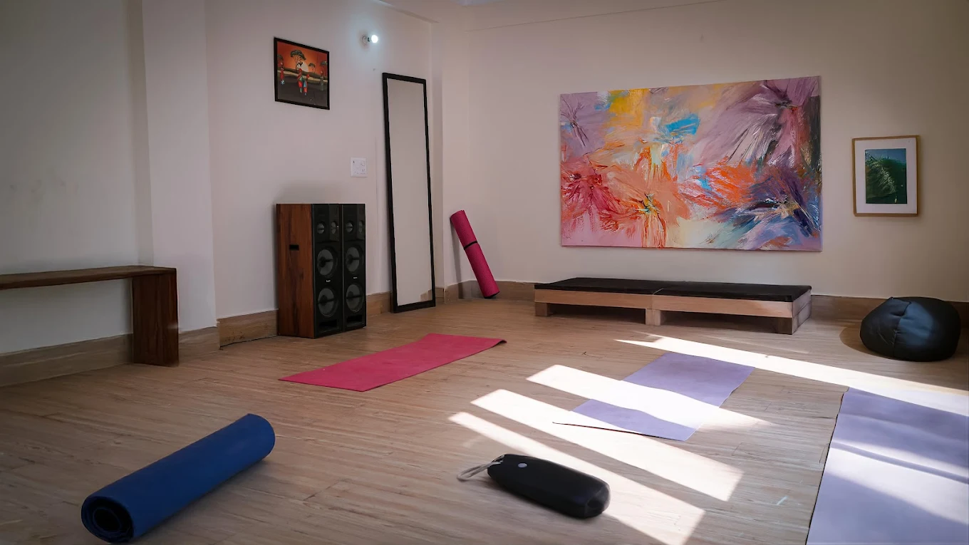 15 Days Ayurvedic Retreats At Amantrhit Wellness Center