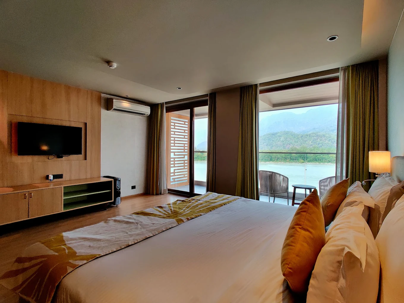 8 Days Ayurveda (Detox) Package At Modi Retreats