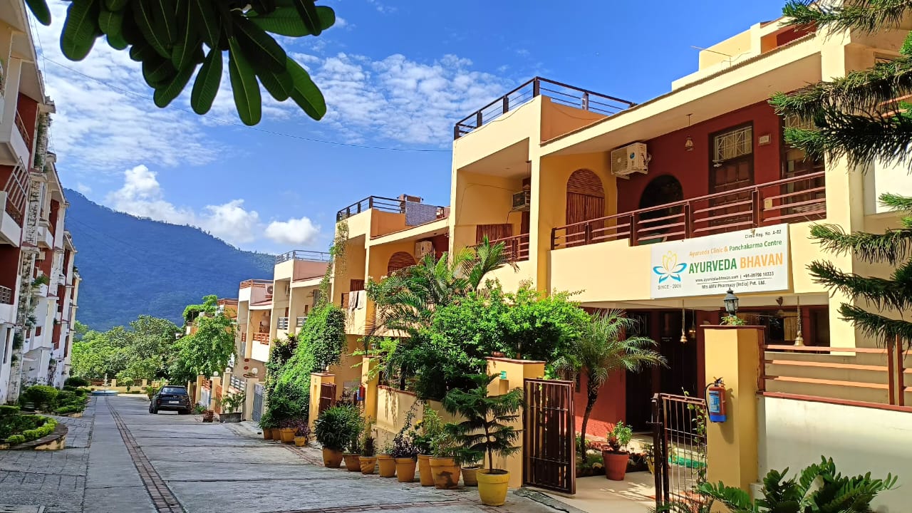 4 Day Ayurvedic Detox Yoga Retreat in Ayurveda Bhavan