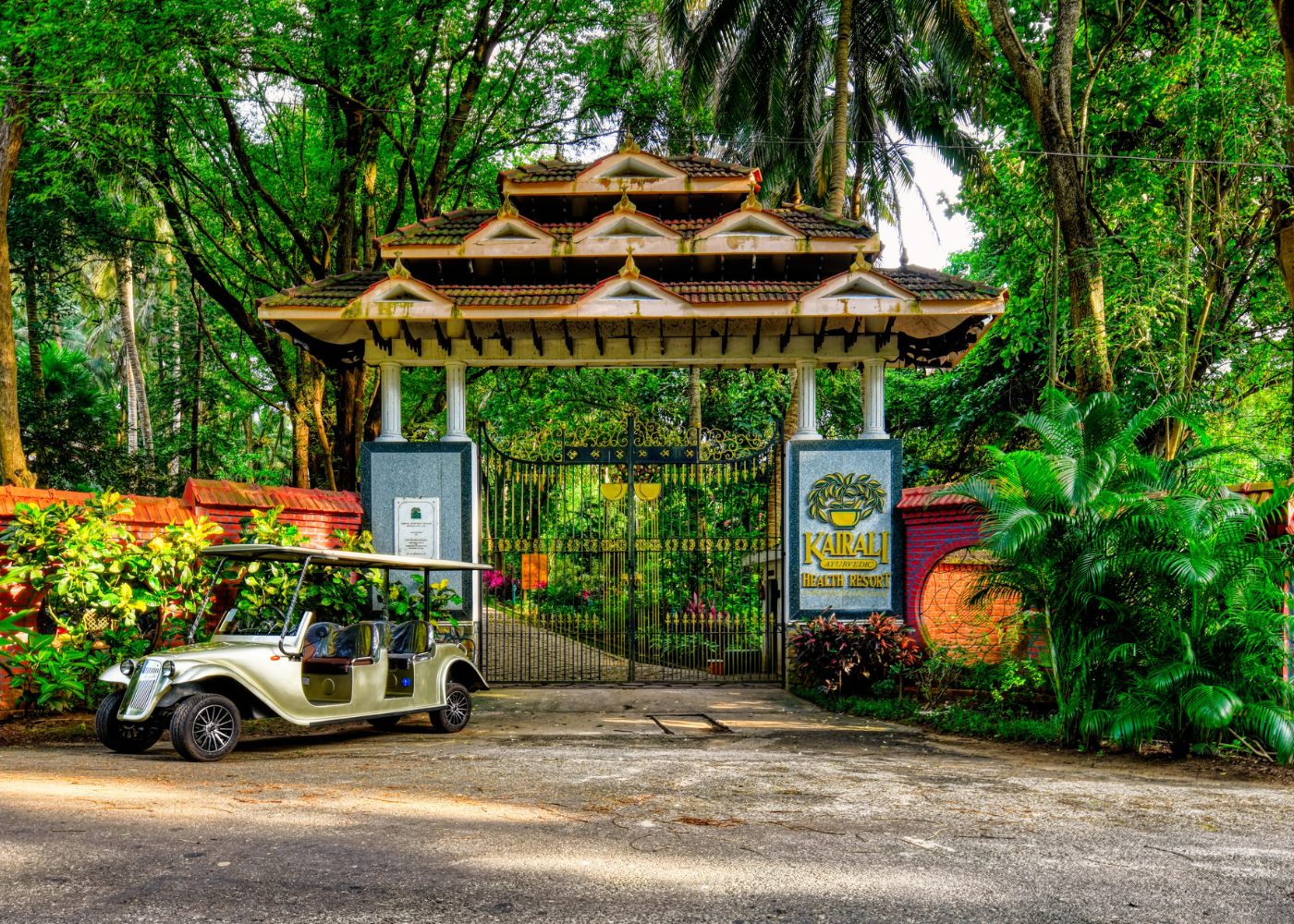 Ayurvedic Retreats in Kairali - The Ayurvedic Healing Village